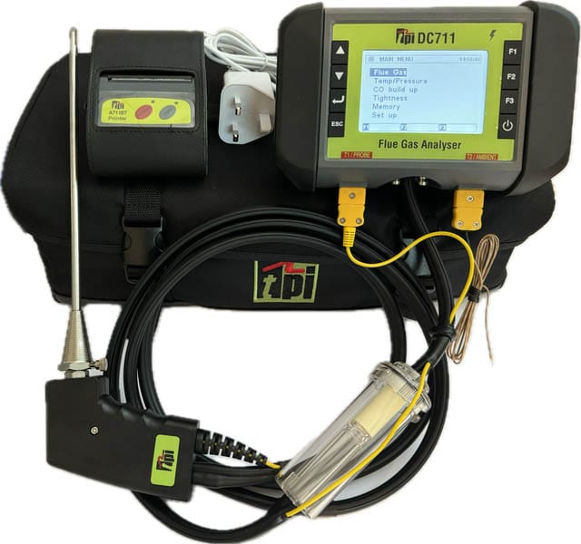 DC711 Flue Gas Analyser Kit 1